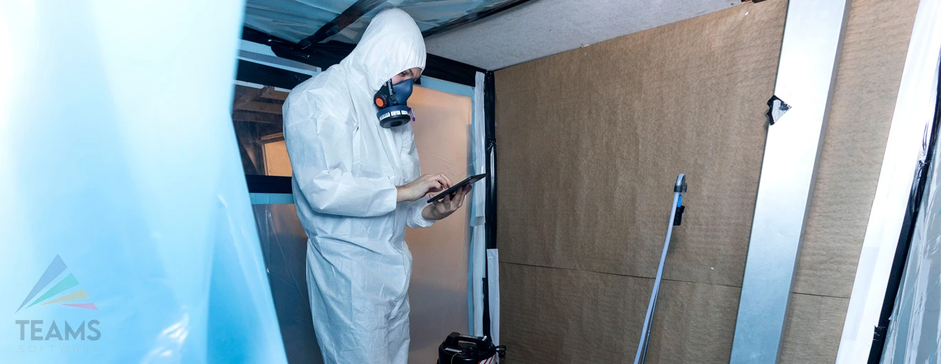 asbestos inspector switching between air tests